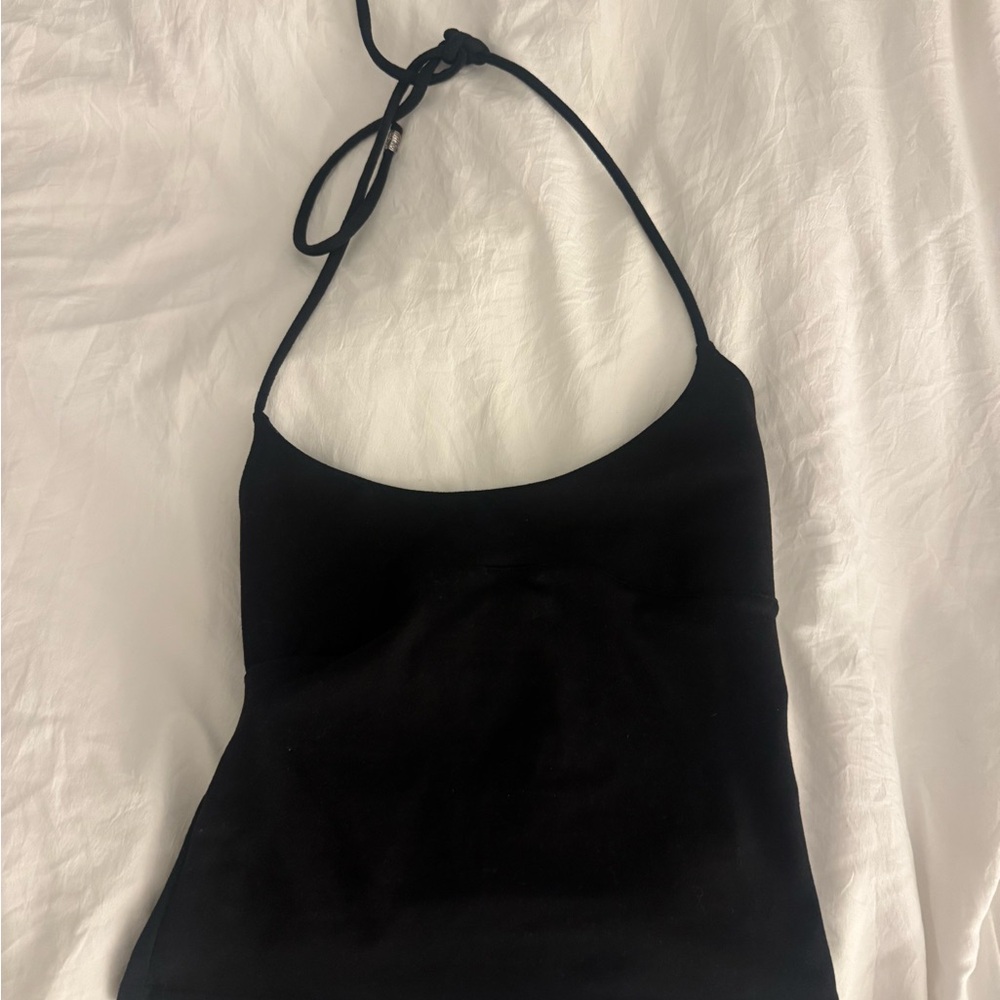Tank air black top
